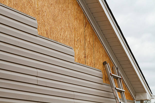 24/7 Emergency Siding Replacement experts in Massapequa Park, NY